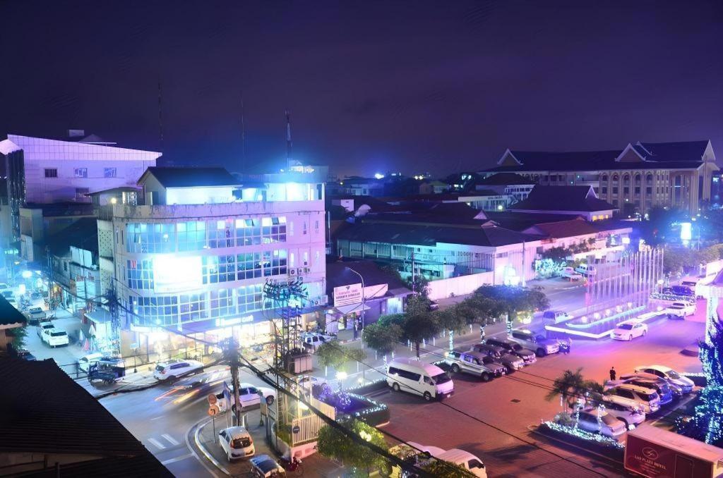 New Rose Boutique Hotel Vientiane Exterior foto